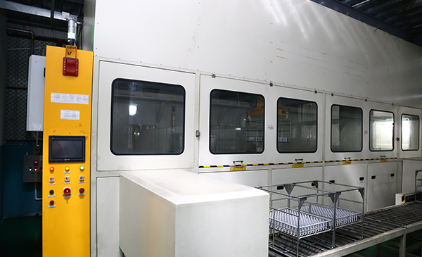 精密CNC數控車加工在汽車零配件製造中的優勢